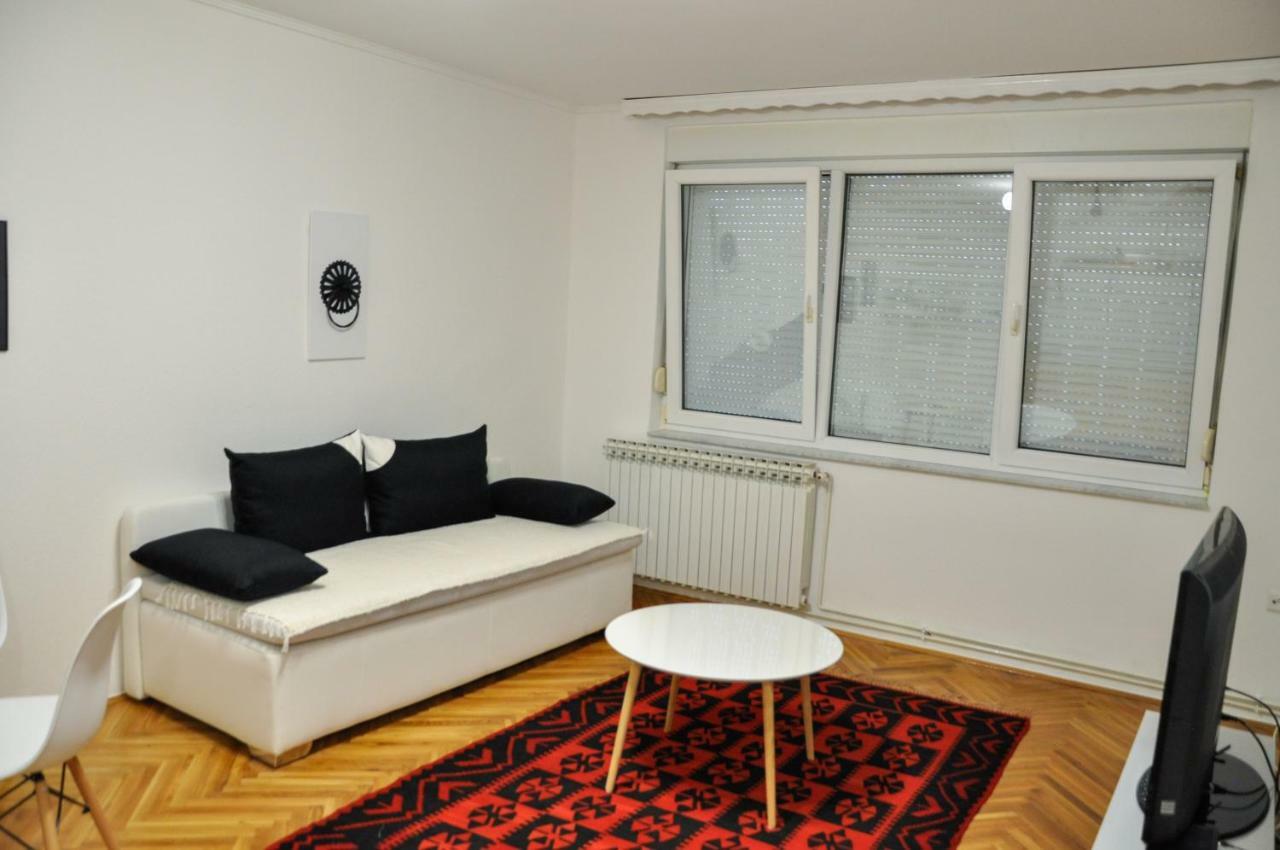 Zvekir - Old Town Apartment サラエヴォ エクステリア 写真